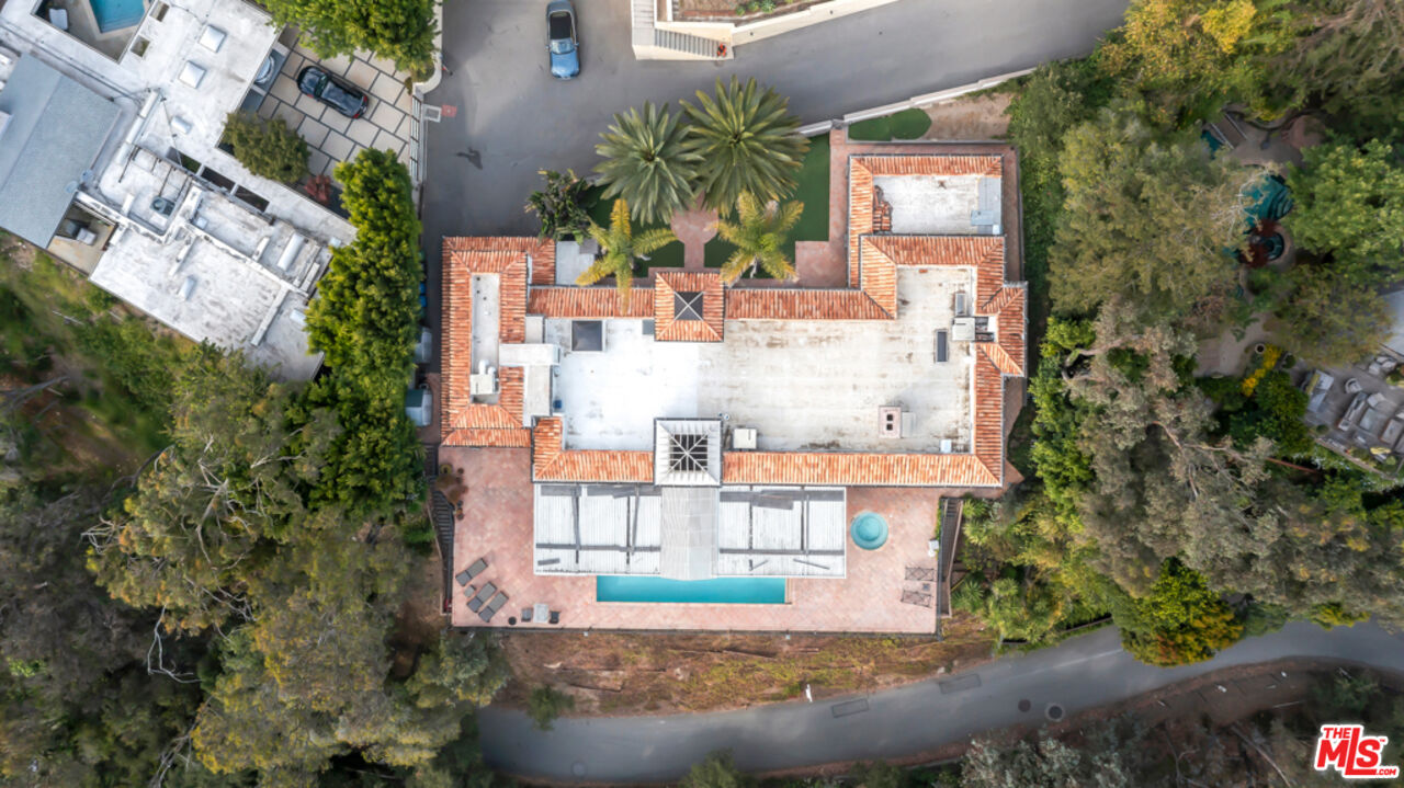 10557 Rocca Place Los Angeles, CA 90077 - Photo 47 of 52