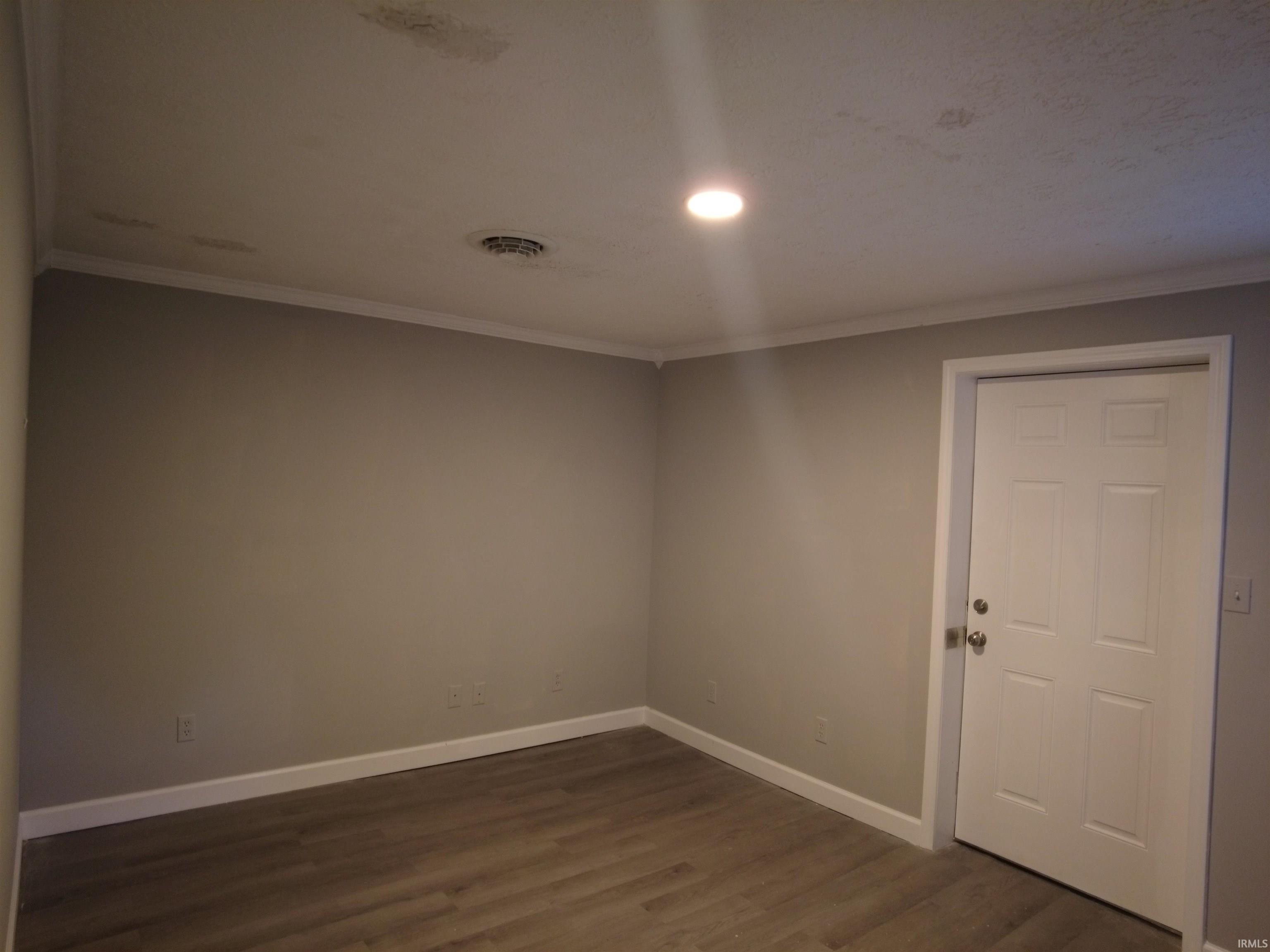 4702 North State Road Bedford, IN 47421 - Photo 10 of 15 Gallery Image 10
