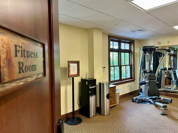 $210,000 | 102 Forest Drive, Unit 223 (PLUS LOCKOUT 225) INTERVAL I, Warren, VT 05674