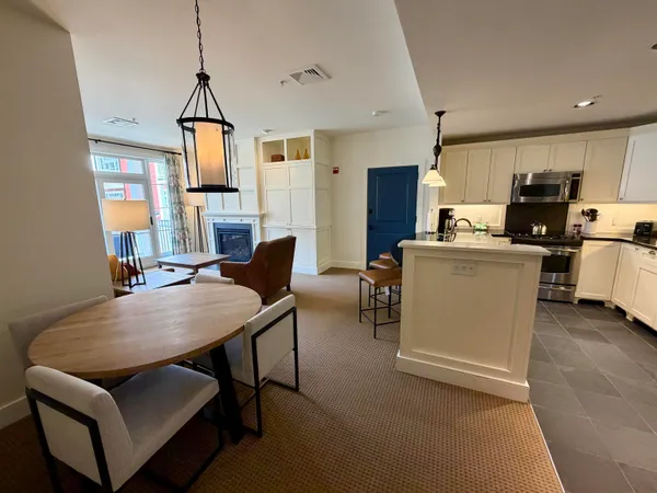 $210,000 | 102 Forest Drive, Unit 223 (PLUS LOCKOUT 225) INTERVAL I, Warren, VT 05674