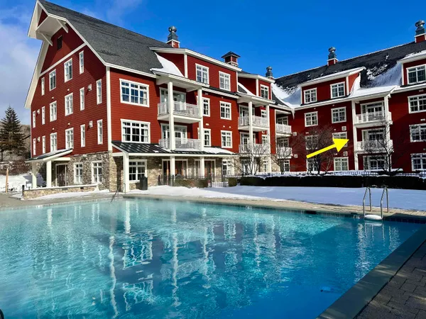 $210,000 | 102 Forest Drive, Unit 223 (PLUS LOCKOUT 225) INTERVAL I, Warren, VT 05674