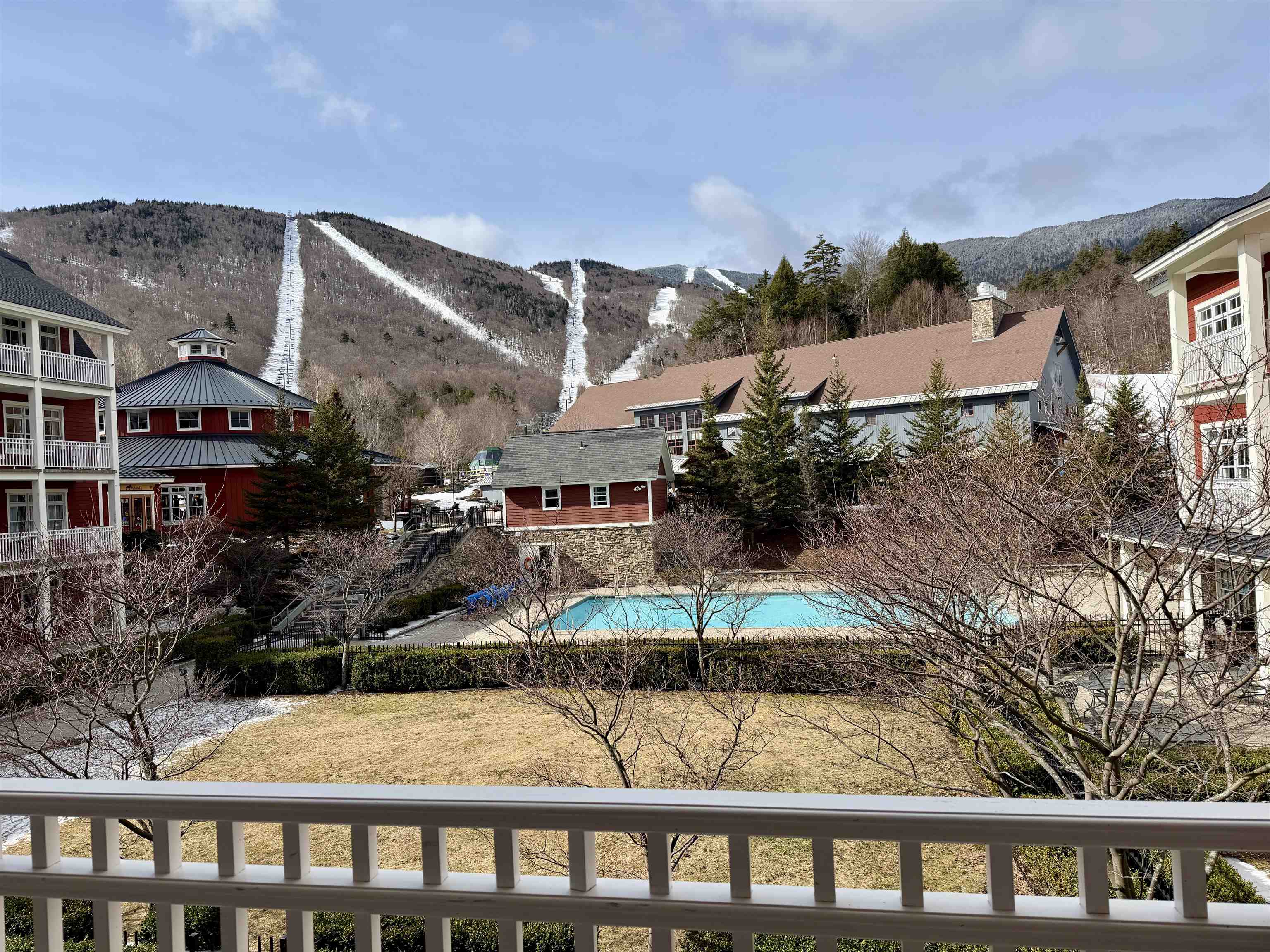 102 Forest Drive, Unit 223 (PLUS LOCKOUT 225) INTERVAL I Warren, VT 05674 - Photo 10 of 31