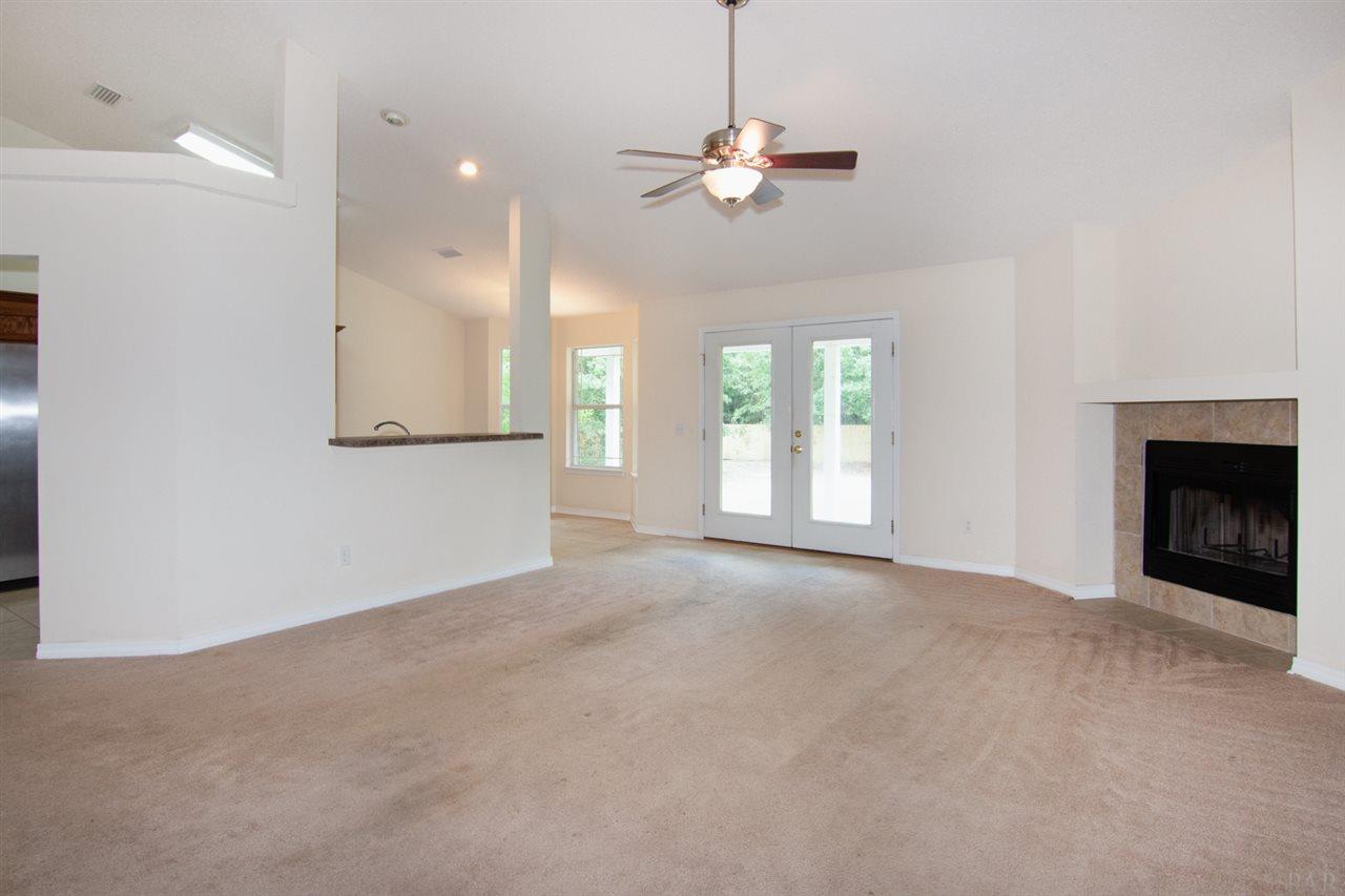 5211 Willard Norris Road Milton, FL 32570 - Photo 6 of 25 Gallery Image 6