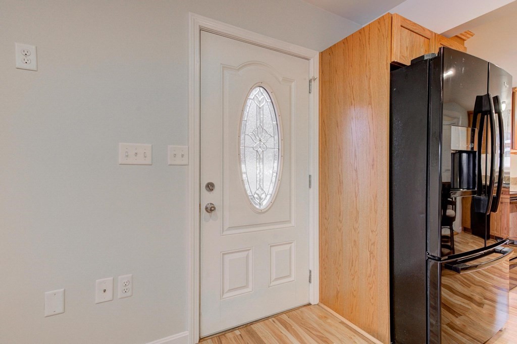 205 Walnut Road Wrentham, MA 02093 - Photo 12 of 32 Gallery Image 12