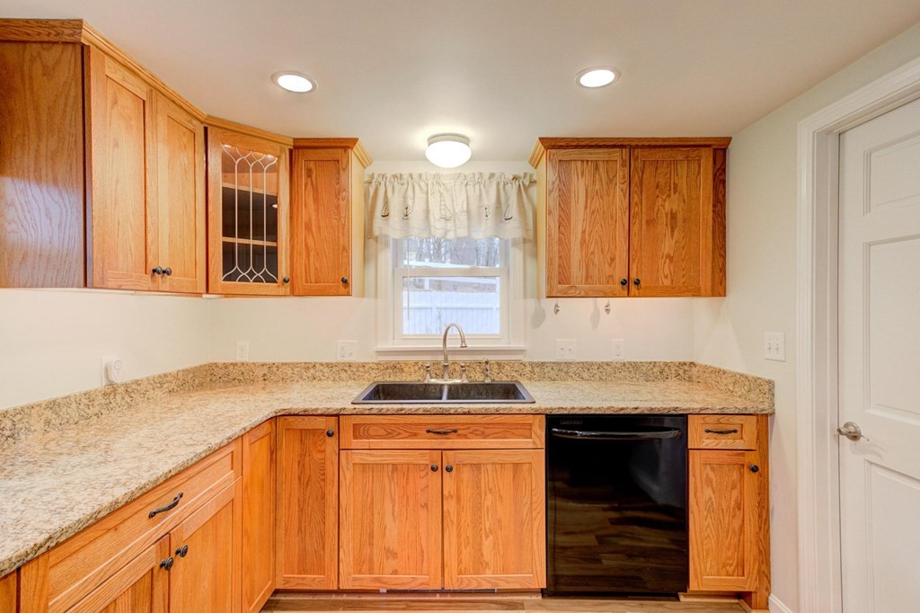 205 Walnut Road Wrentham, MA 02093 - Photo 18 of 32 Gallery Image 18