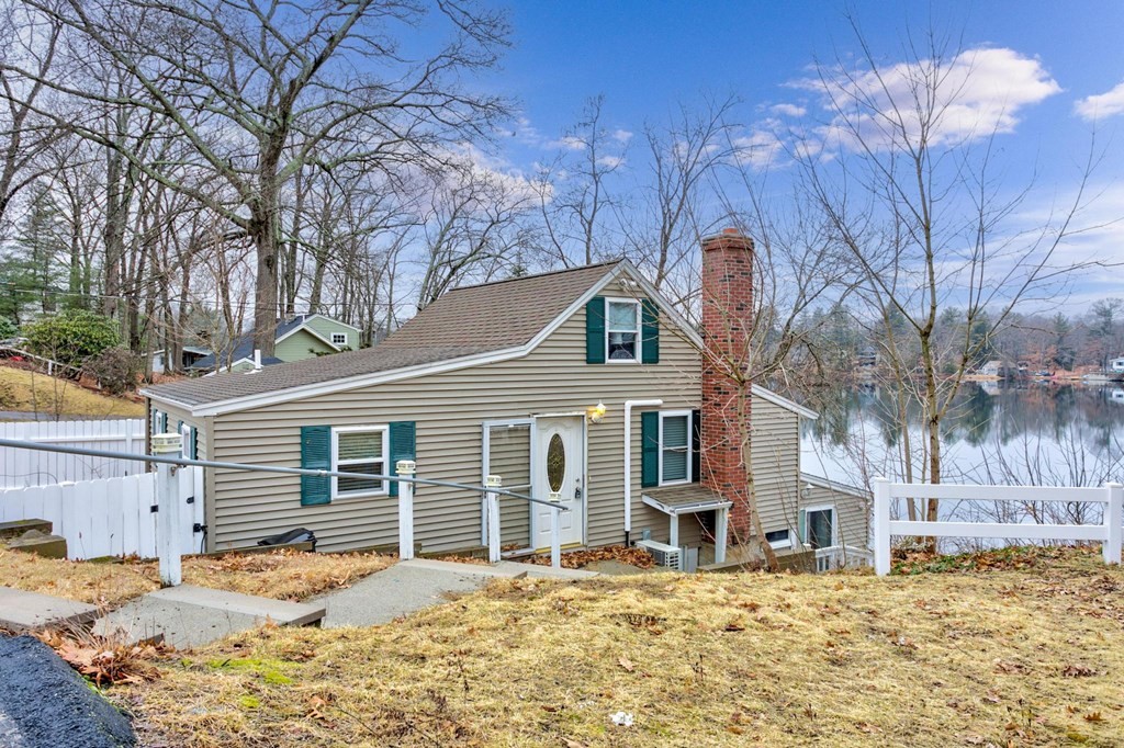 205 Walnut Road Wrentham, MA 02093 - Photo 7 of 32 Gallery Image 7