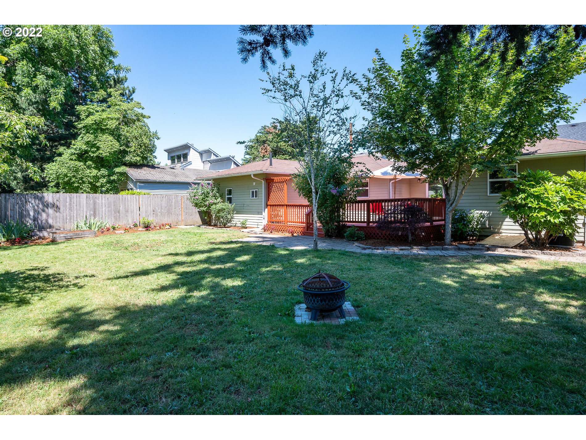 13808 Southeast Center Street Portland, OR 97236 - Photo 23 of 32 Backyard