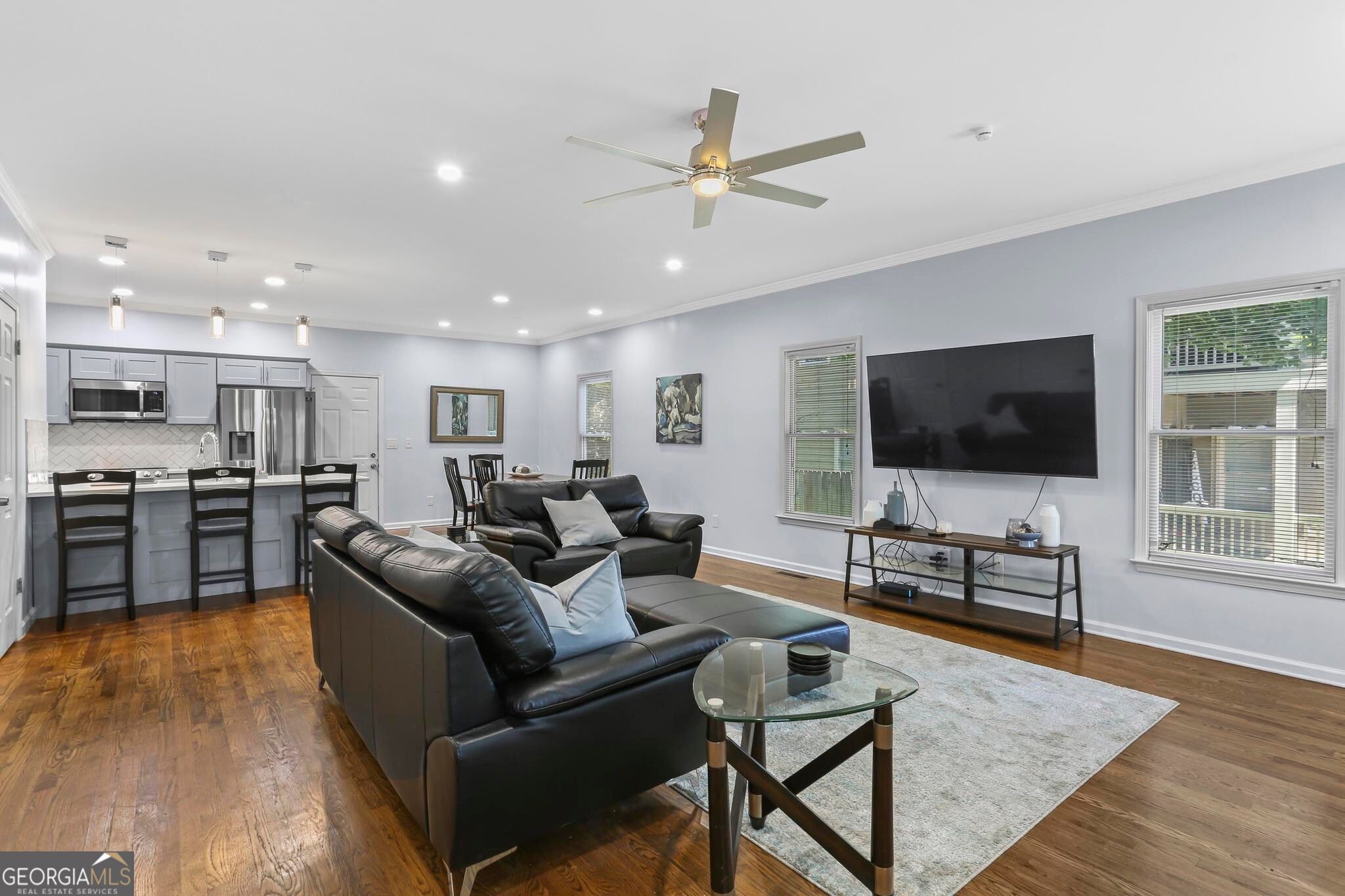 687 Windsor Street Southwest Atlanta, GA 30310 - Photo 6 of 31 Gallery Image 6