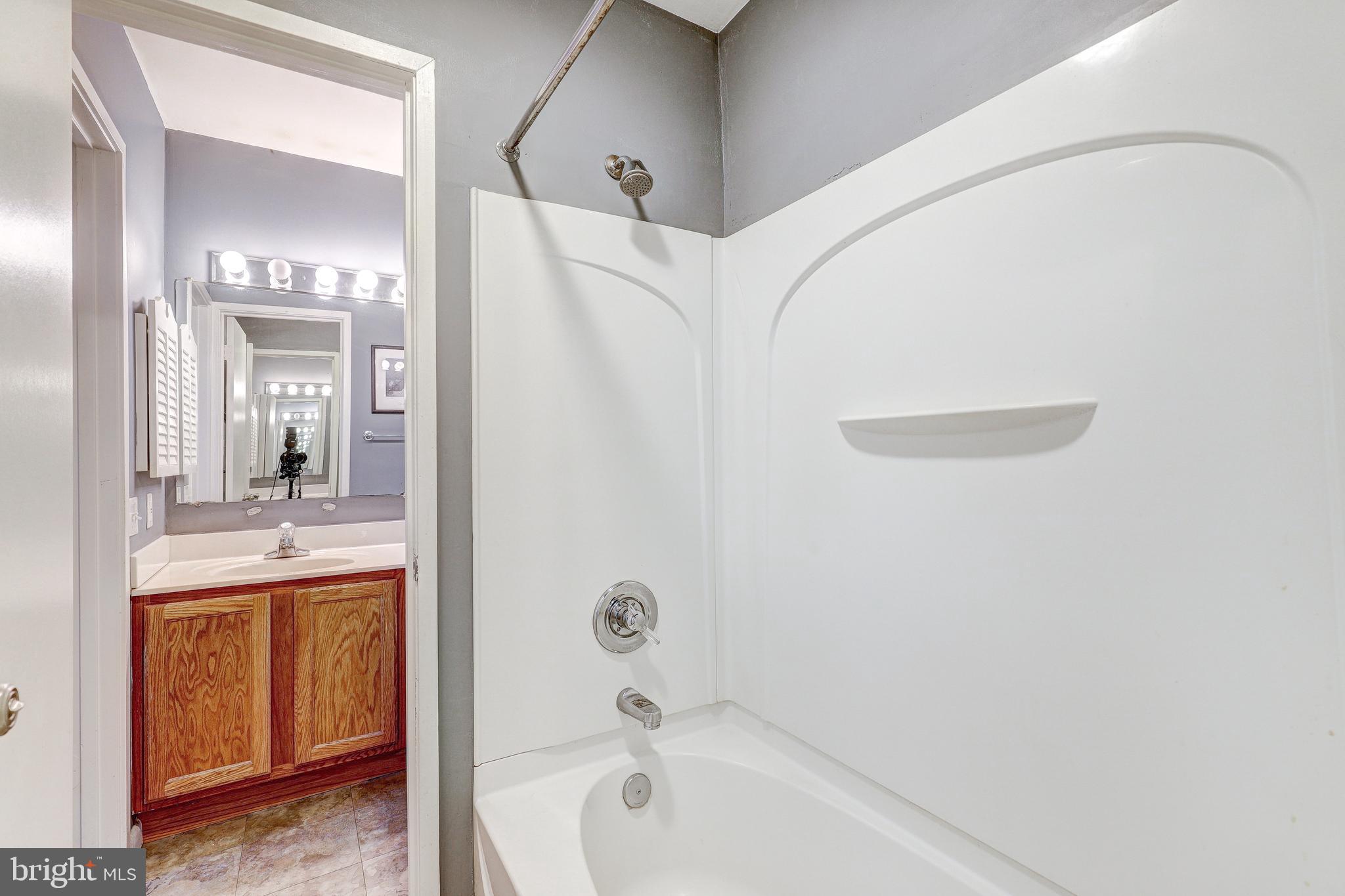 9625 White Acre Road, Unit C4 Columbia, MD 21045 - Photo 20 of 32