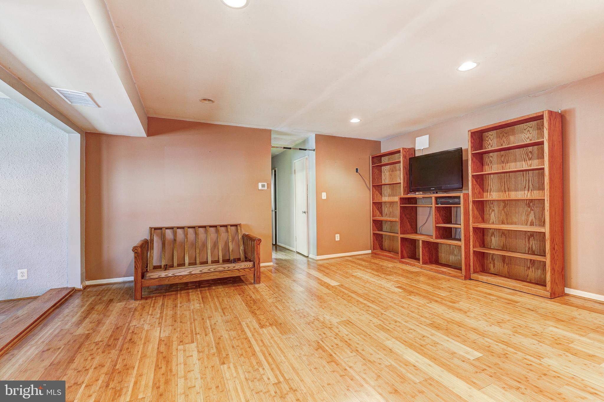9625 White Acre Road, Unit C4 Columbia, MD 21045 - Photo 7 of 32