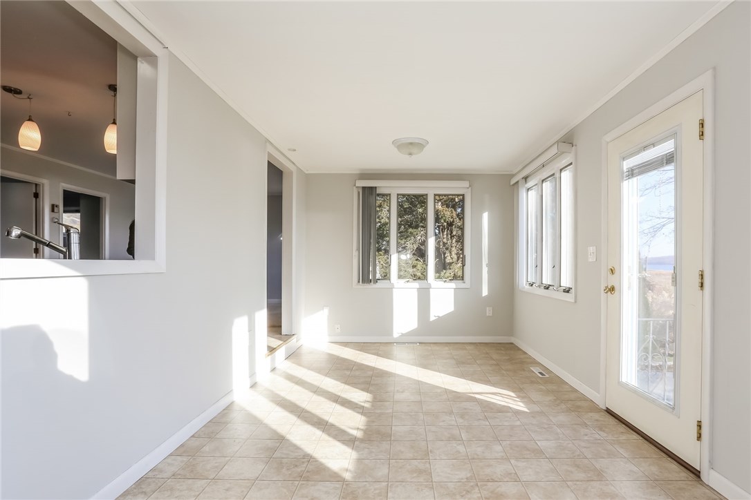 1239 Anthony Road Portsmouth, RI 02871 - Photo 14 of 27