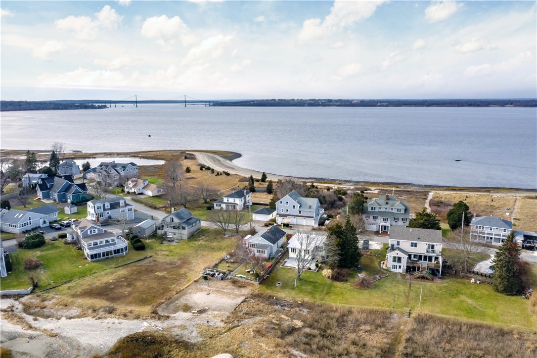 1239 Anthony Road Portsmouth, RI 02871 - Photo 23 of 27
