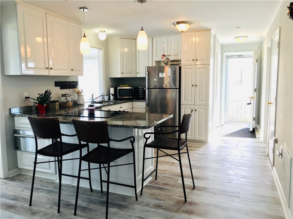 1239 Anthony Road Portsmouth, RI 02871 - Photo 7 of 27