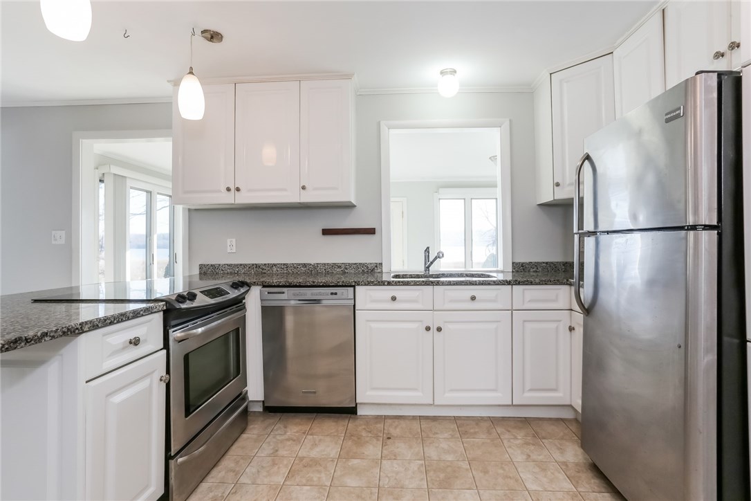 1239 Anthony Road Portsmouth, RI 02871 - Photo 9 of 27