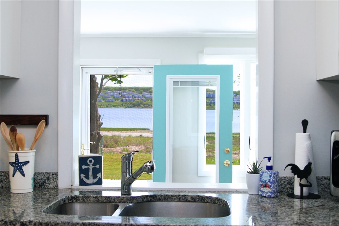 1239 Anthony Road Portsmouth, RI 02871 - Photo 10 of 27