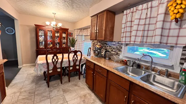 $174,500 | 2636 121st Place, Blue Island, IL 60406