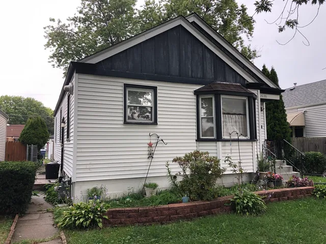 $174,500 | 2636 121st Place, Blue Island, IL 60406