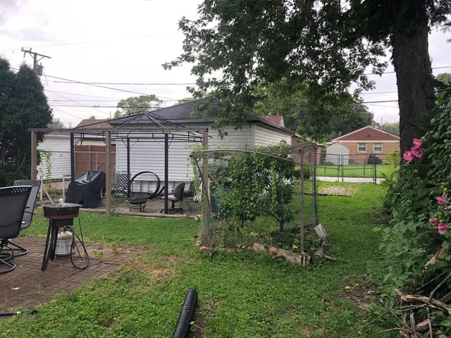 $174,500 | 2636 121st Place, Blue Island, IL 60406