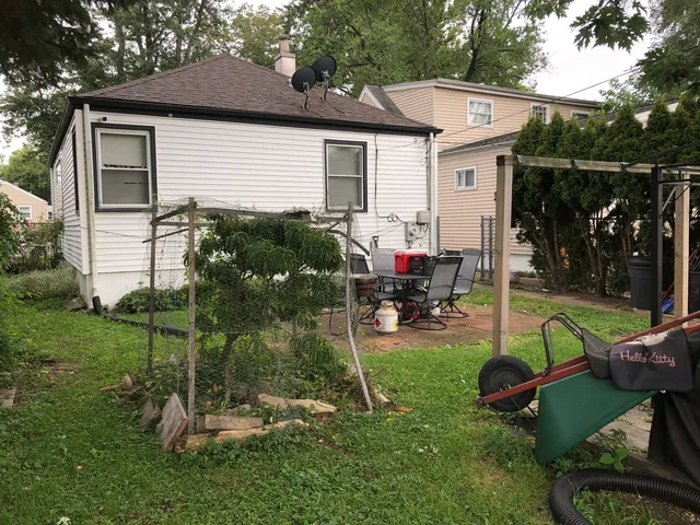 $174,500 | 2636 121st Place, Blue Island, IL 60406