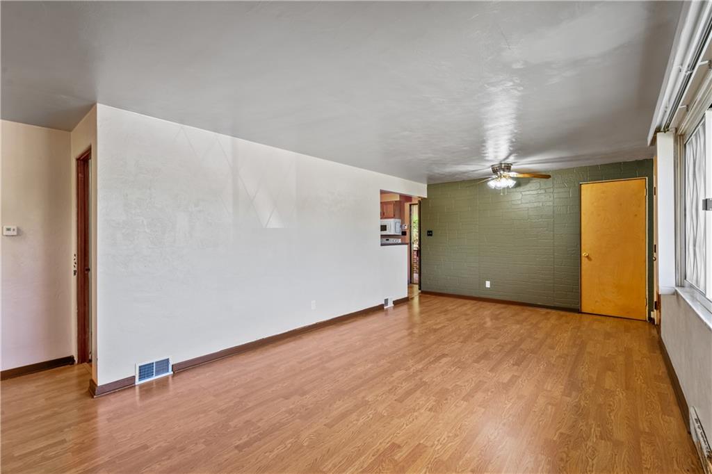 5345 Ranchview Drive Pittsburgh, PA 15236 - Photo 12 of 25 Gallery Image 12