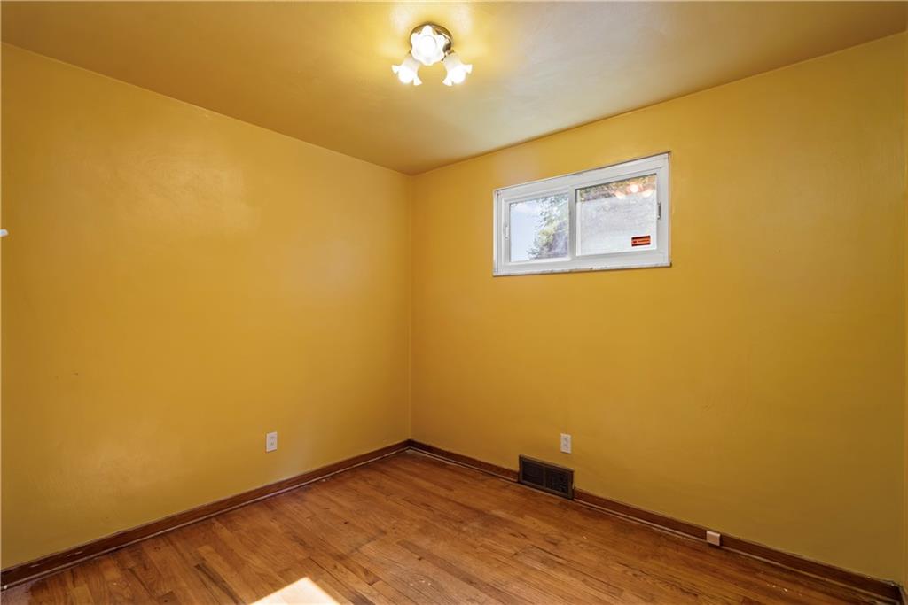 5345 Ranchview Drive Pittsburgh, PA 15236 - Photo 17 of 25 Gallery Image 17
