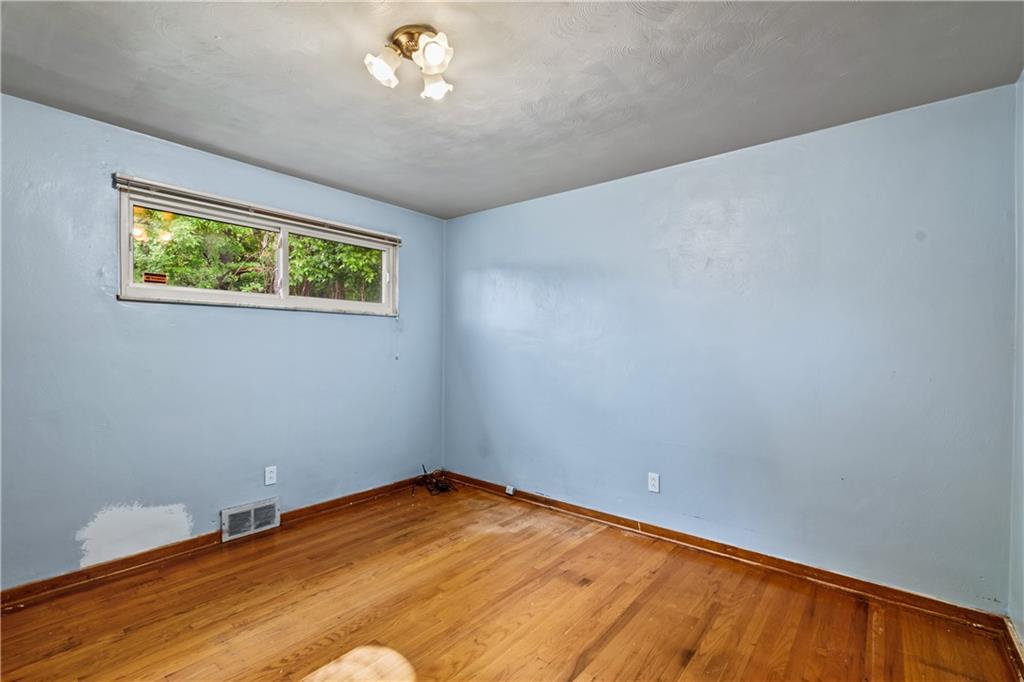 5345 Ranchview Drive Pittsburgh, PA 15236 - Photo 19 of 25 Gallery Image 19