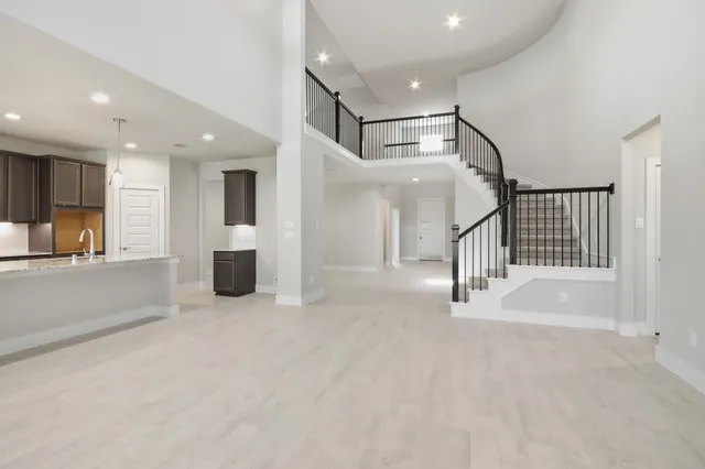 $476,990 | 3211 Hawthorne Drive, Conroe, TX 77301