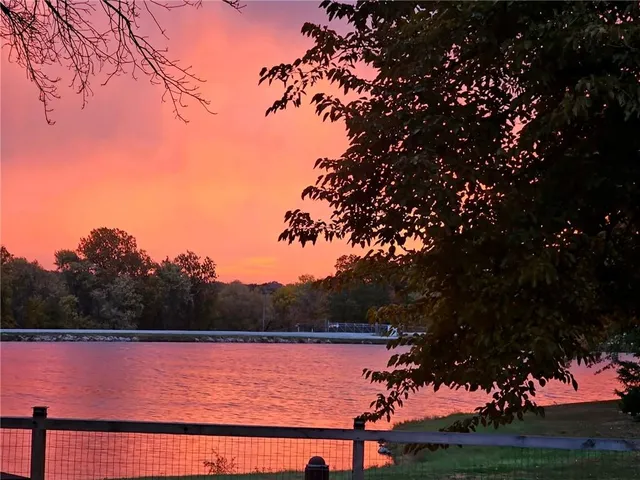 $320,000 | 16 Jolisa Court, Smithville, MO 64089