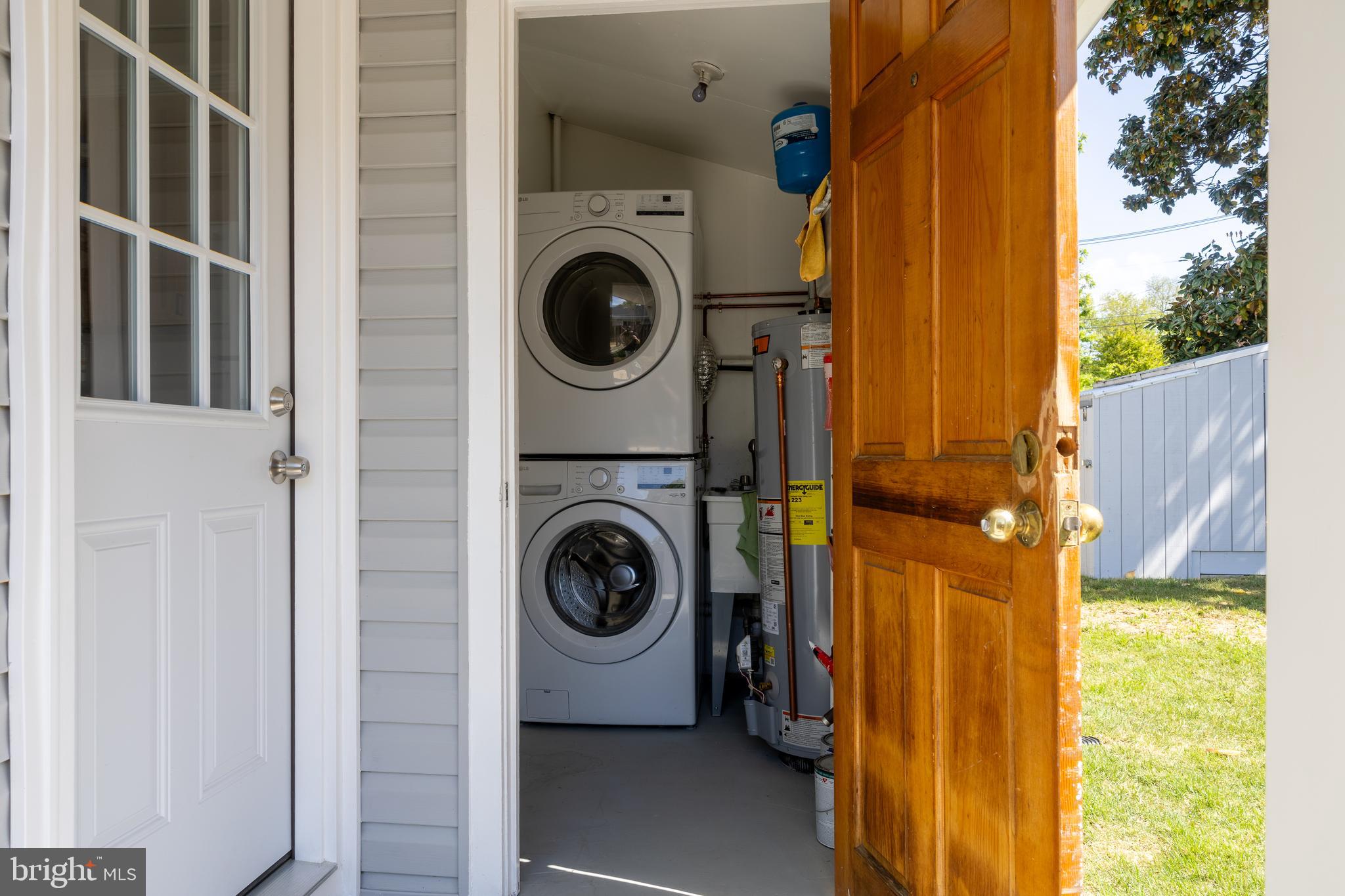 1303 Bay Ridge Avenue Annapolis, MD 21403 - Photo 21 of 29 Laundry room with new washer/dryer