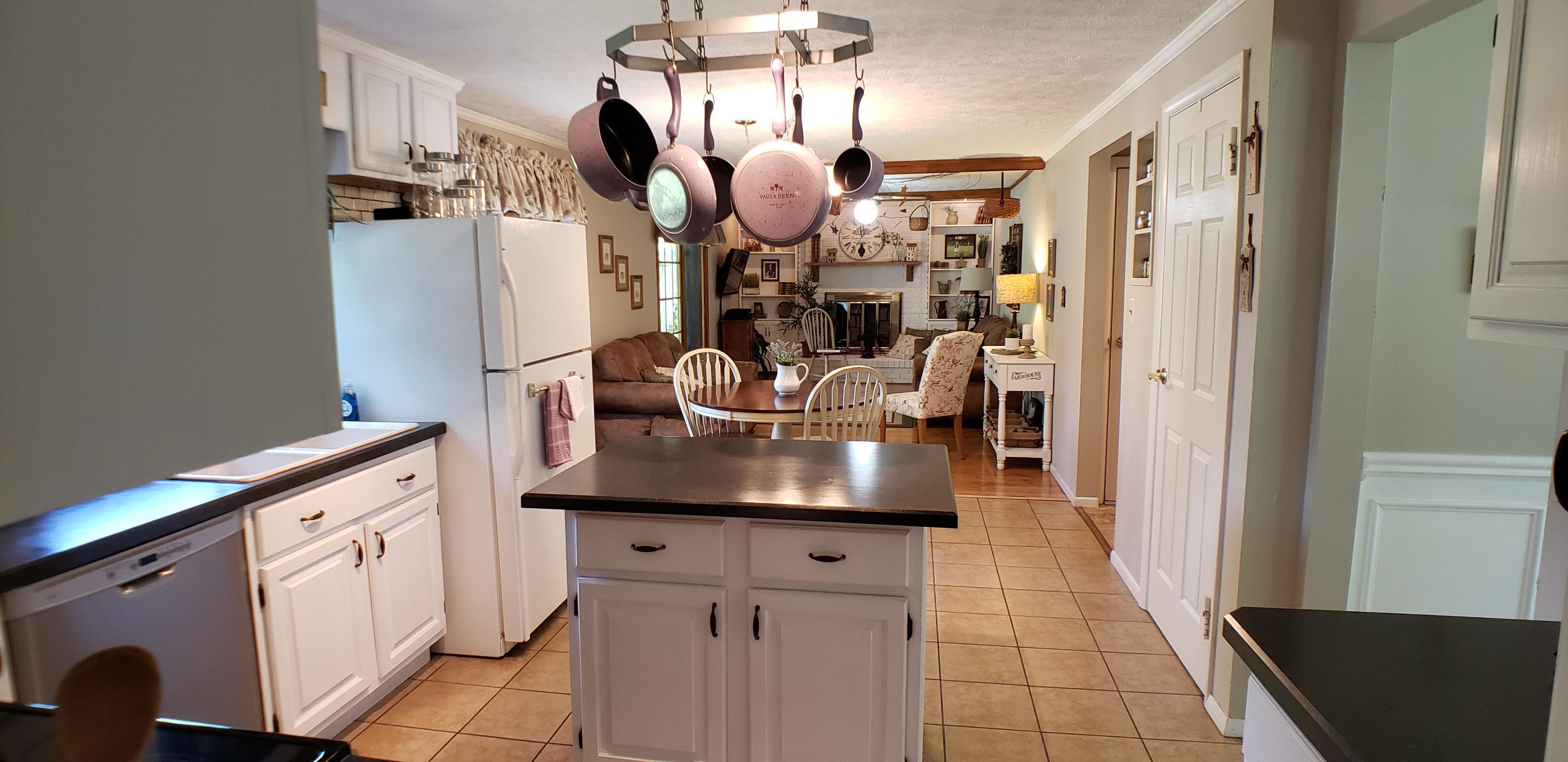 1627 Parkgate Road Columbus, OH 43229 - Photo 24 of 69 Gallery Image 24