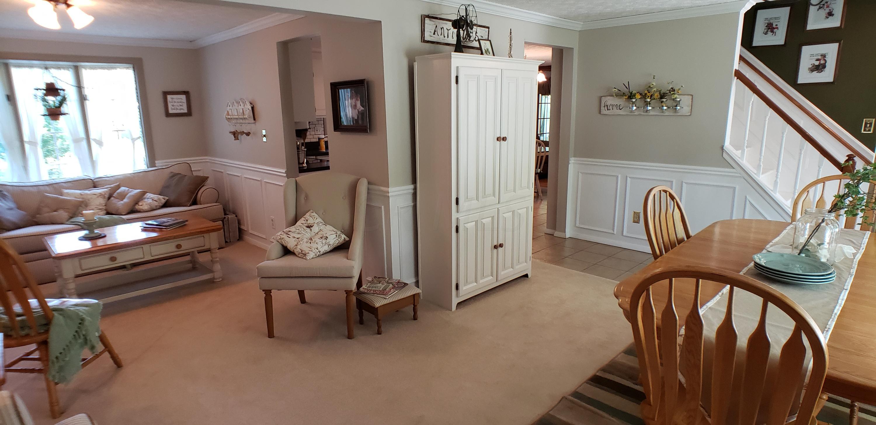 1627 Parkgate Road Columbus, OH 43229 - Photo 10 of 69 Gallery Image 10
