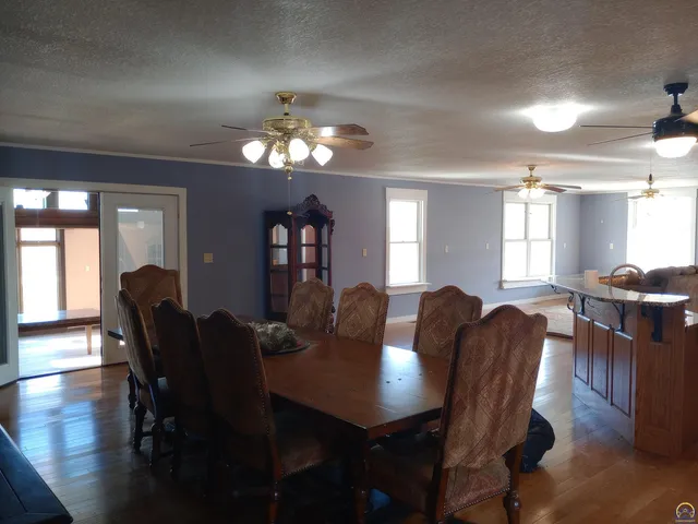 $350,000 | 13869 S Road, Mayetta, KS 66509