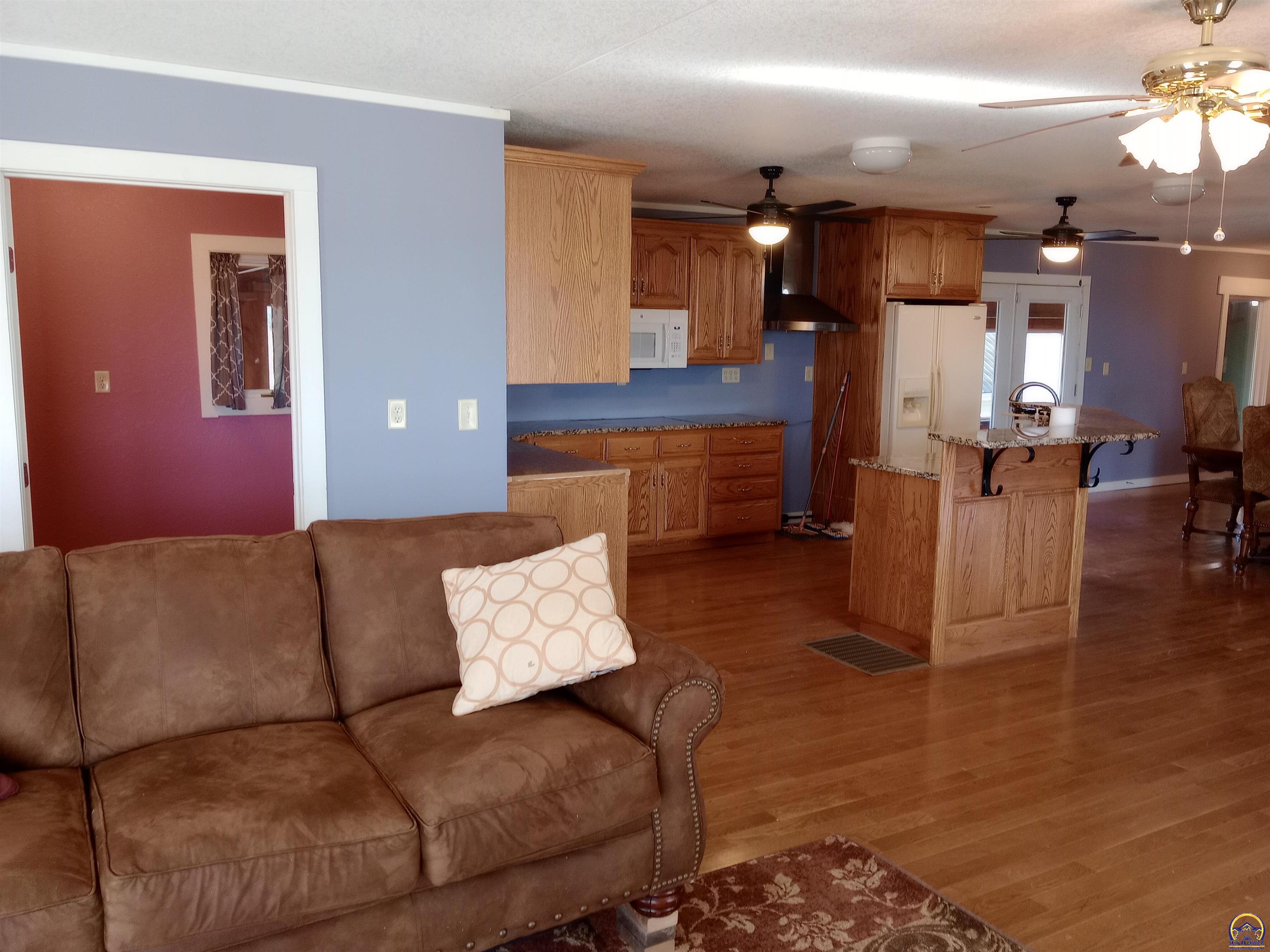 13869 S Road Mayetta, KS 66509 - Photo 13 of 37