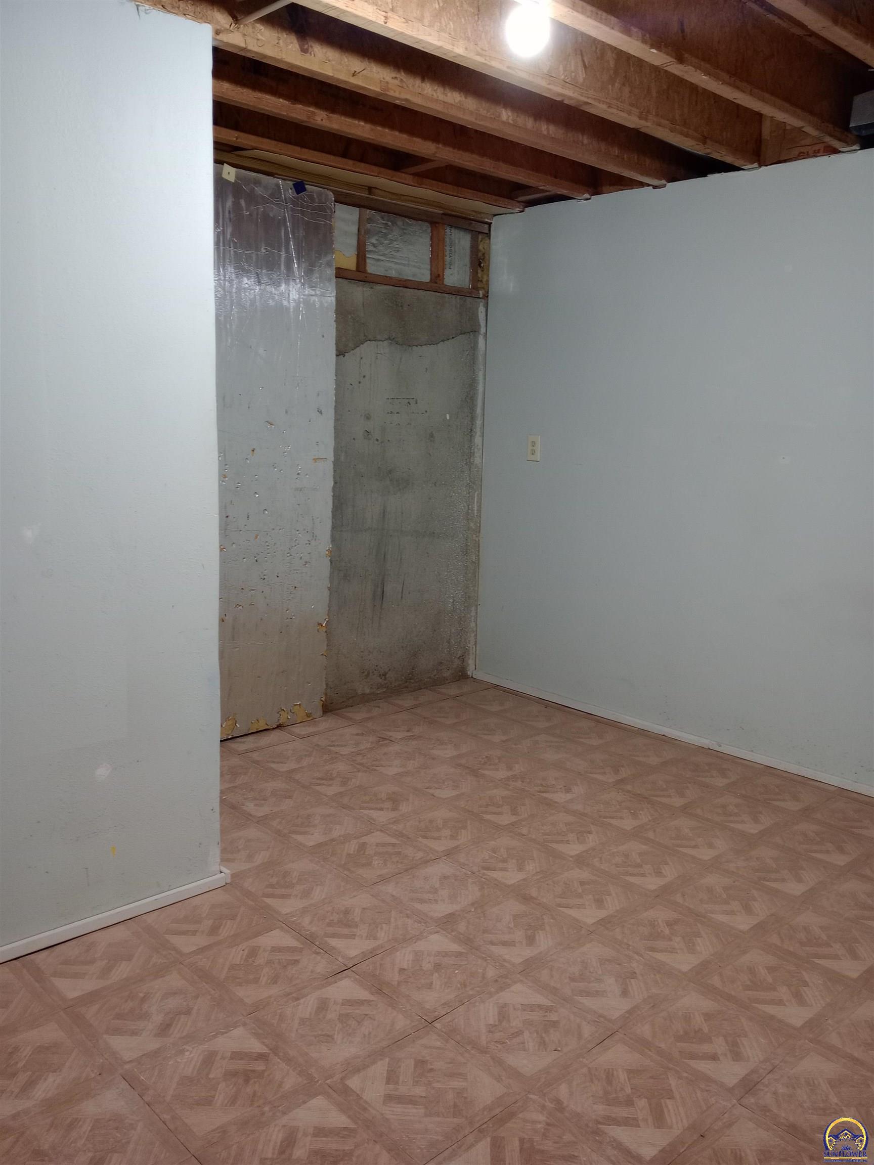 13869 S Road Mayetta, KS 66509 - Photo 28 of 32