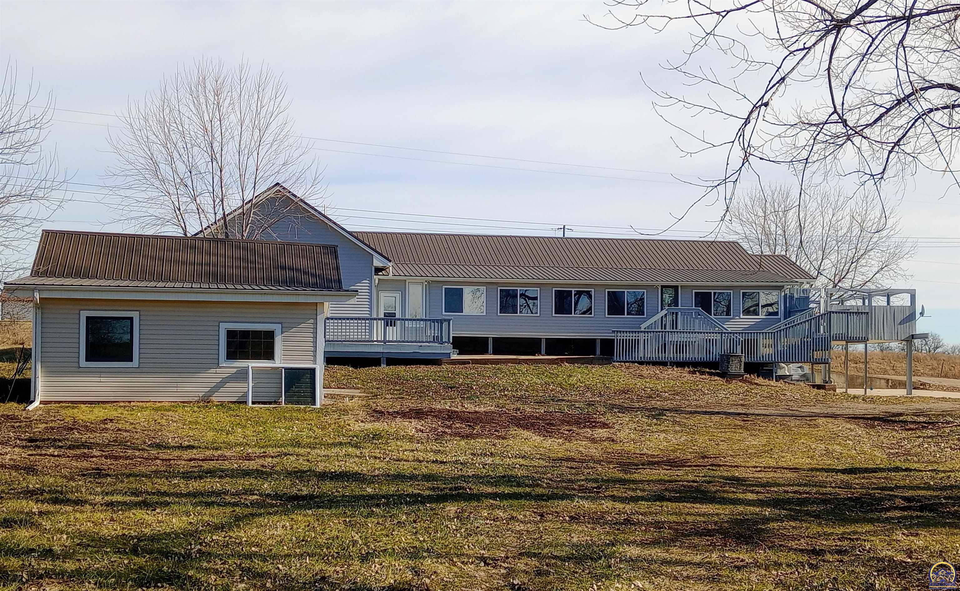 13869 S Road Mayetta, KS 66509 - Photo 5 of 37