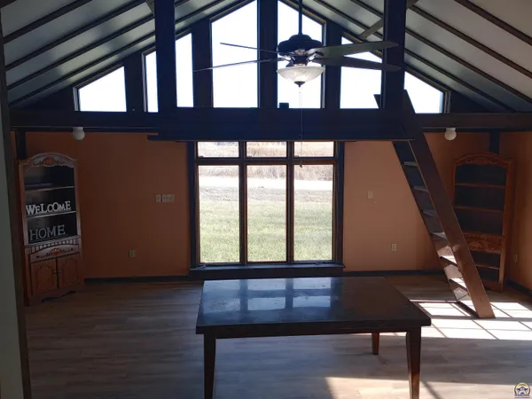 $330,000 | 13869 S Road, Mayetta, KS 66509