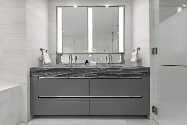 $5,310,000 | 682 Atlantic Avenue, Unit 48H, Boston, MA 02111