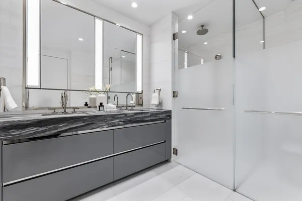 $5,310,000 | 682 Atlantic Avenue, Unit 48H, Boston, MA 02111