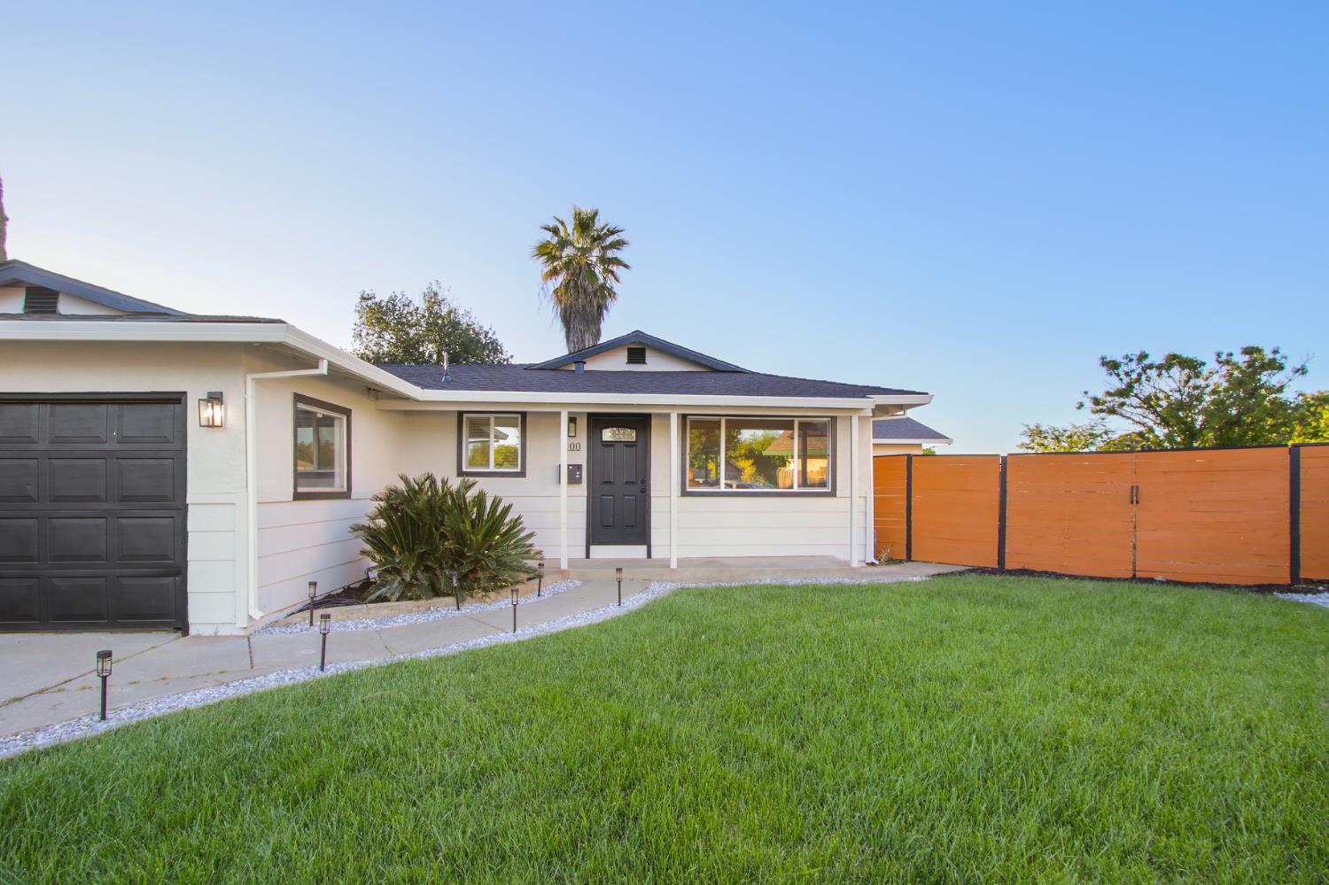 100 Inyo Place Woodland, CA 95695 - Photo 2 of 36