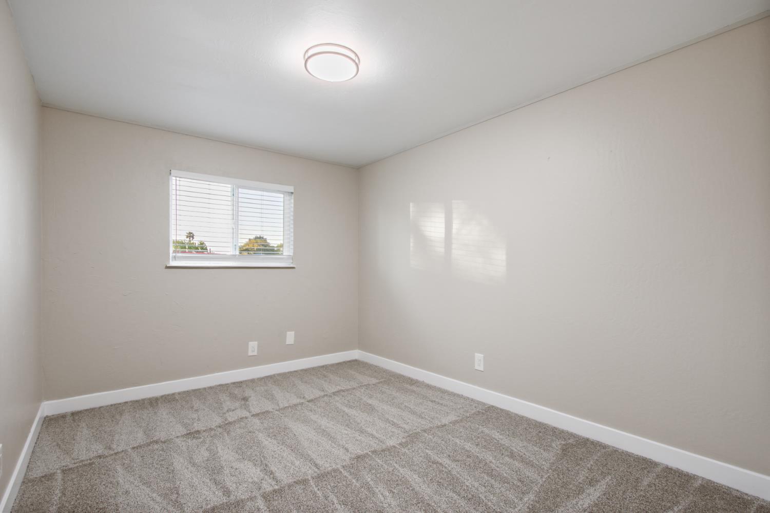 100 Inyo Place Woodland, CA 95695 - Photo 29 of 36