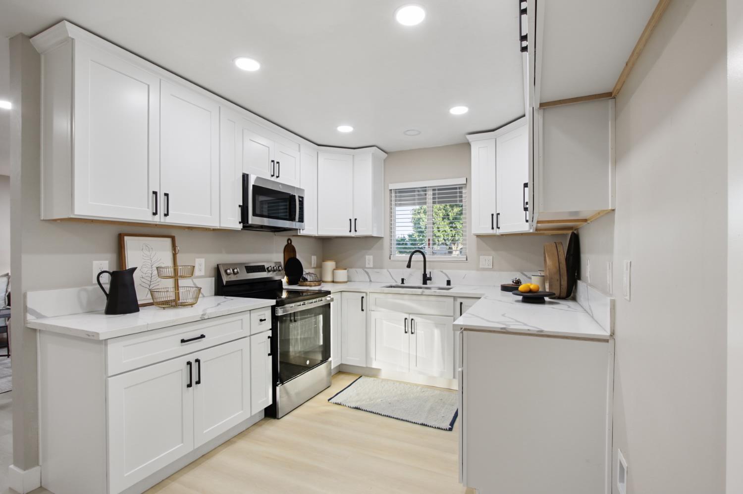 100 Inyo Place Woodland, CA 95695 - Photo 9 of 36