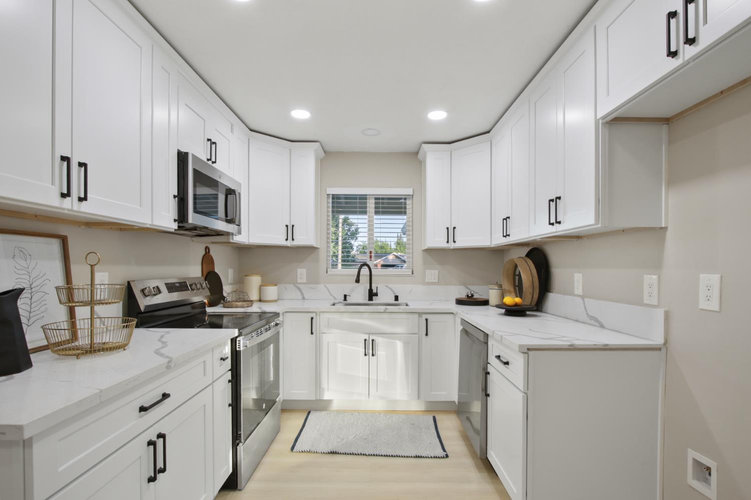 100 Inyo Place Woodland, CA 95695 - Photo 10 of 36