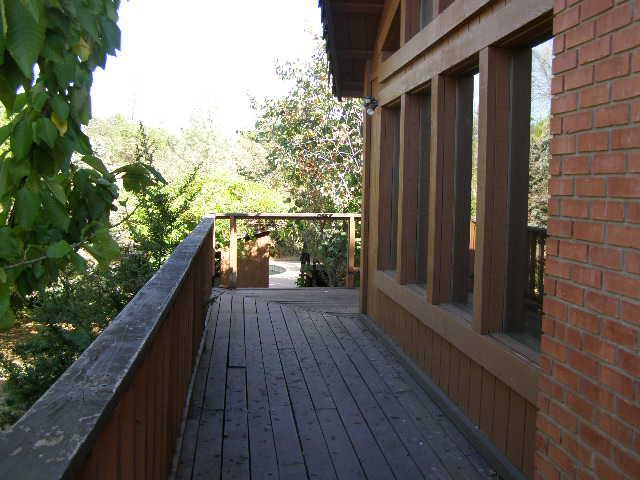 13900 Oak Run Road Oak Run, CA 96069 - Photo 6 of 15 DECK