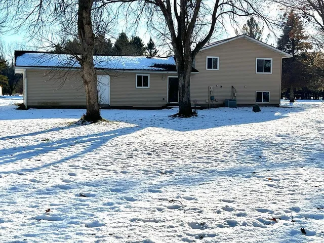 $379,900 | 5225 Logan Street Southeast, Rochester, MN 55904