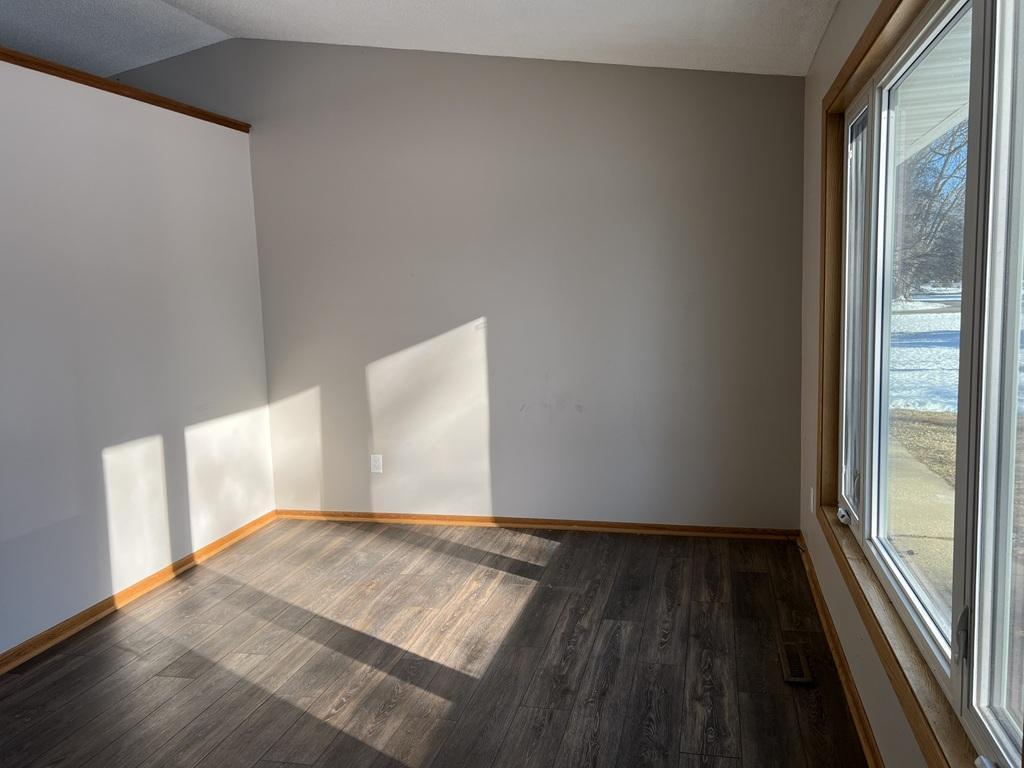 5225 Logan Street Southeast Rochester, MN 55904 - Photo 7 of 22