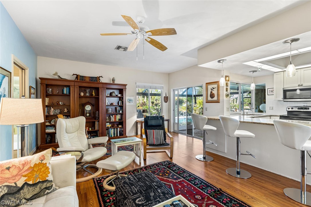 173 Muirfield Circle Naples, FL 34113 - Photo 12 of 24