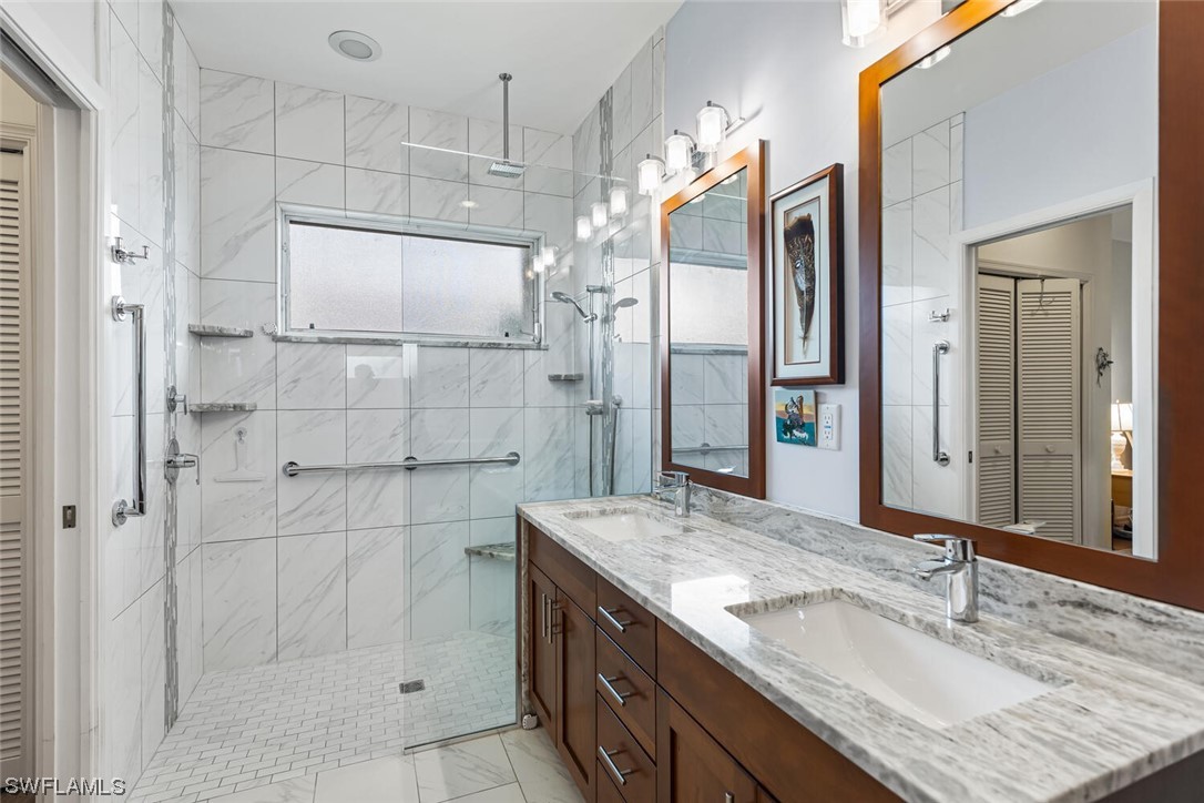 173 Muirfield Circle Naples, FL 34113 - Photo 15 of 24