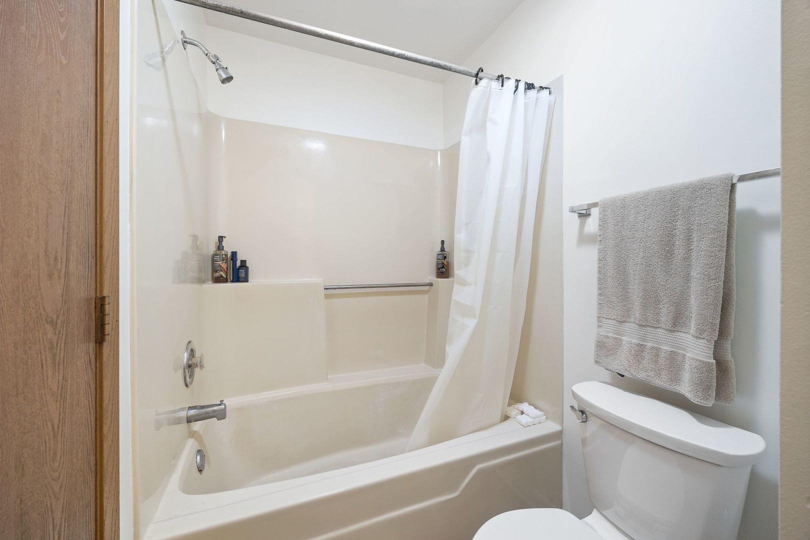 1368 North Knollwood Drive Palatine, IL 60067 - Photo 16 of 19