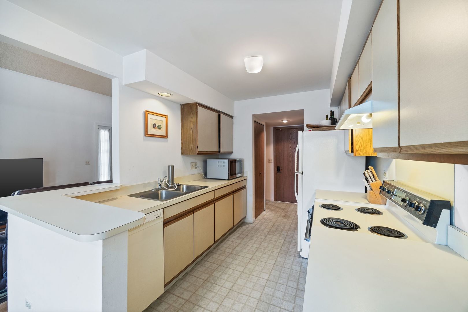 1368 North Knollwood Drive Palatine, IL 60067 - Photo 8 of 19