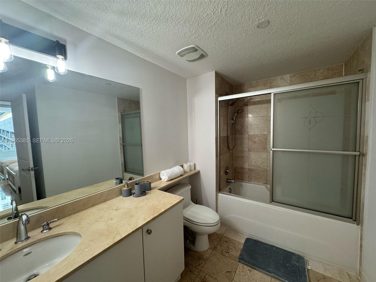 170 Southeast 14th Street, Unit 1108 Miami, FL 33131 - Photo 19 of 32